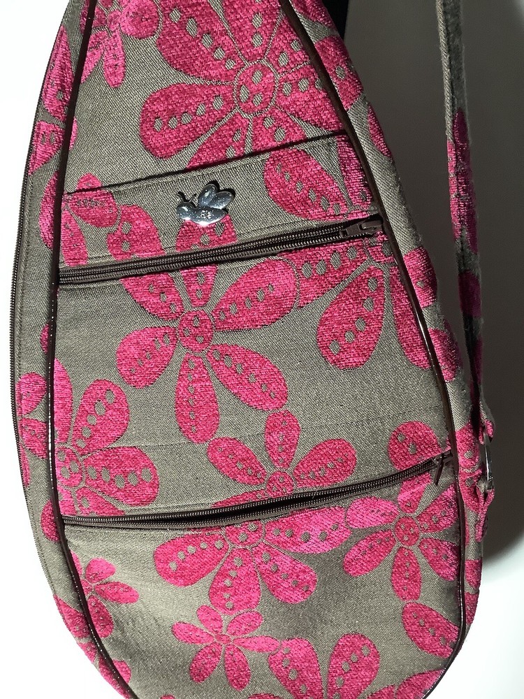 Ukele Soft Carry Case Flower Pattern, 25” Soft Body B's Signature