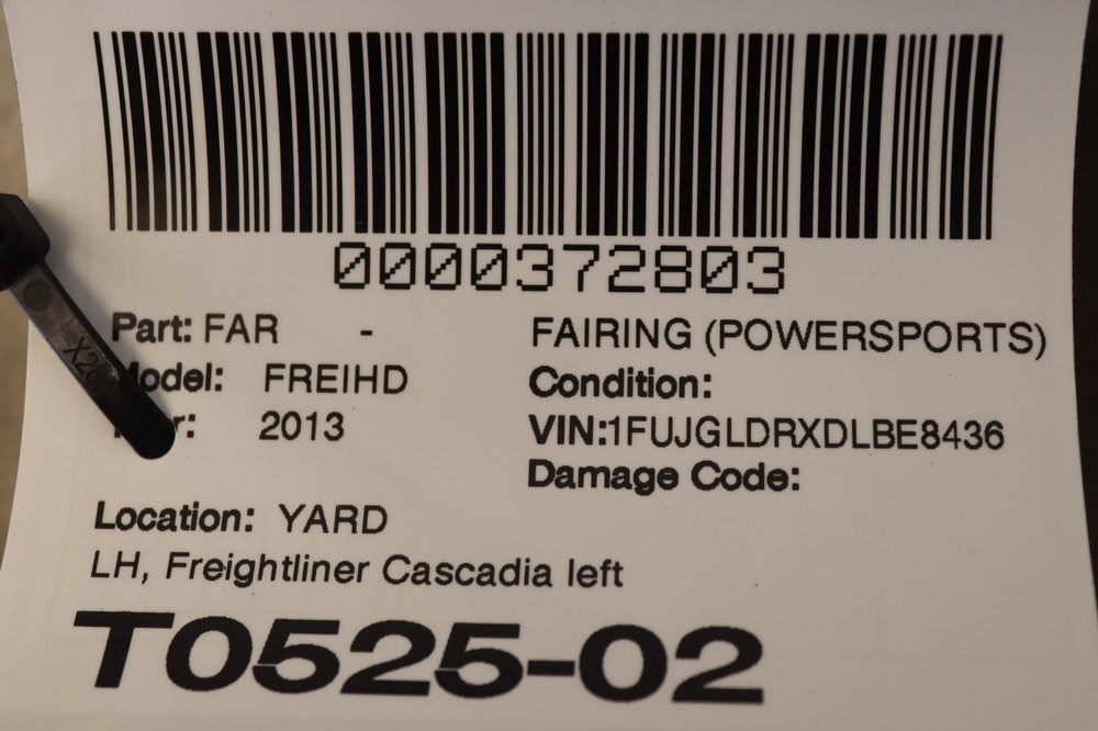 2008-2017 FREIGHTLINER CASCADIA 125 LEFT FORWARD FAIRING STEP FRAME PANEL OEM