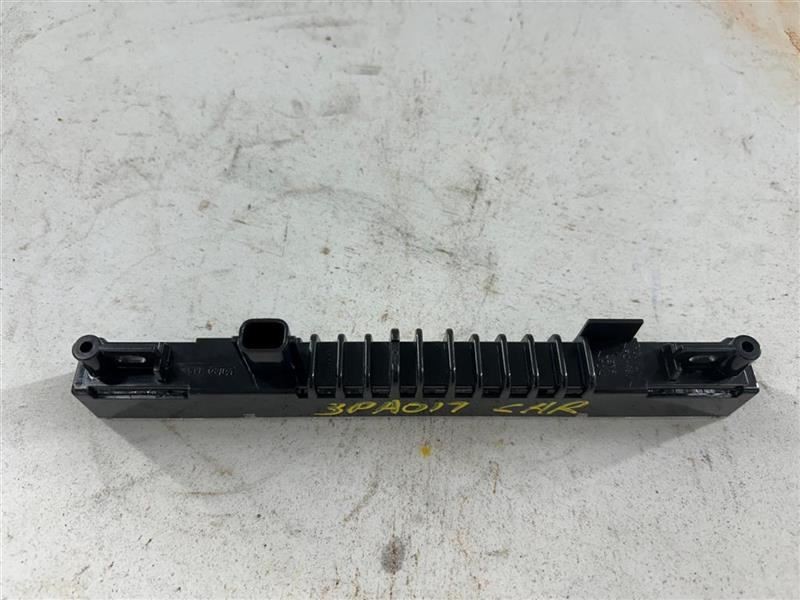 VERSA 2016 High Mounted Stop Light 104511309