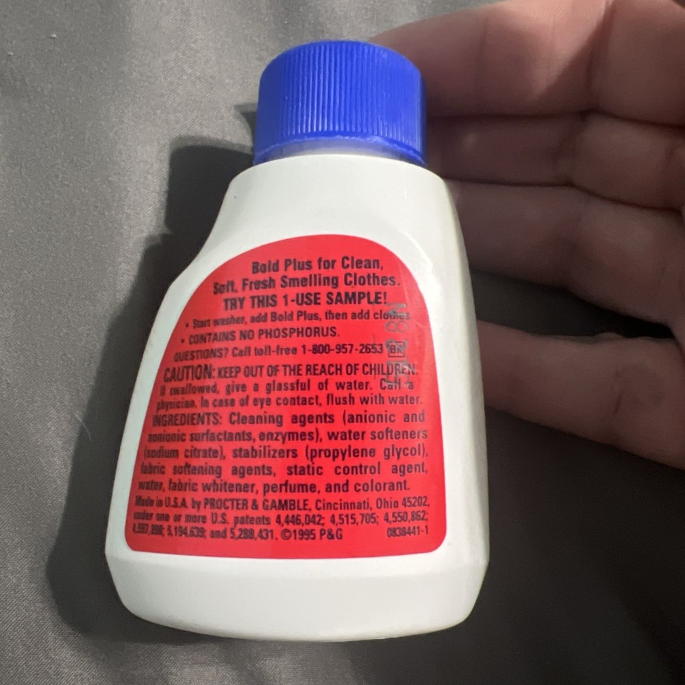 Vintage 1995 Bold Plus Liquid Detergent with Fabric Softener Sample 3.1oz Prop