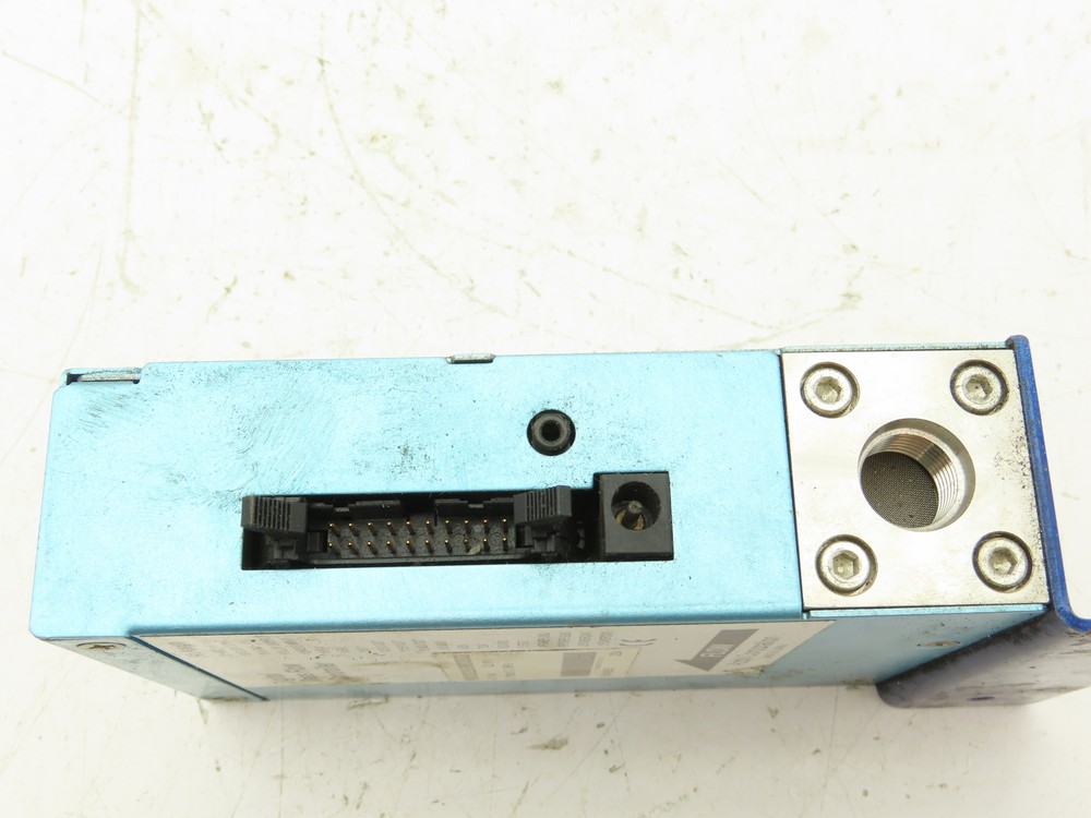 Azbil MQV0002BSRN000000 Digital Mass Flow Controller Module