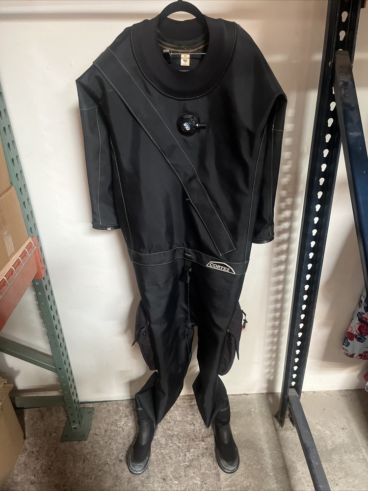 DUI Cortez Mens Drysuit M