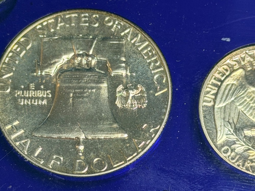 1962 US SILVER proof set Capital Holder ?
