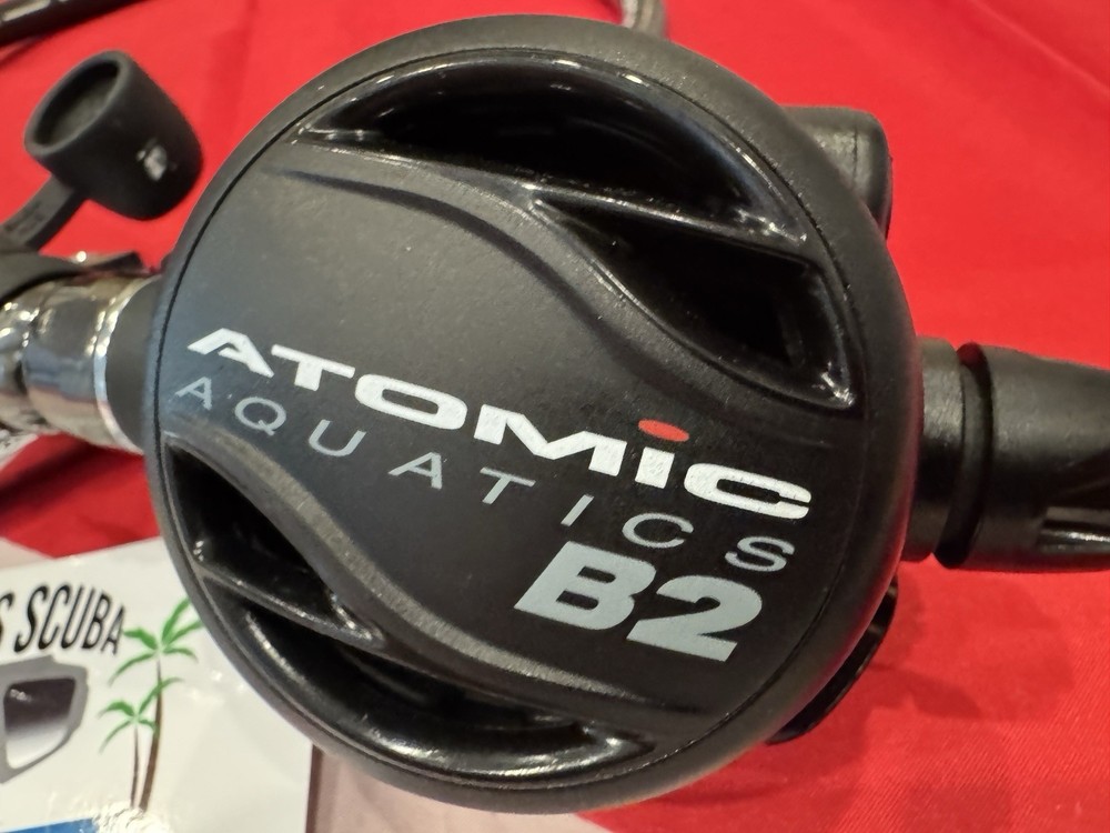 ATOMIC AQUATICS B2 SOLID BLACK EDITION REGULATOR LOOKS LIKE NEVER WET!