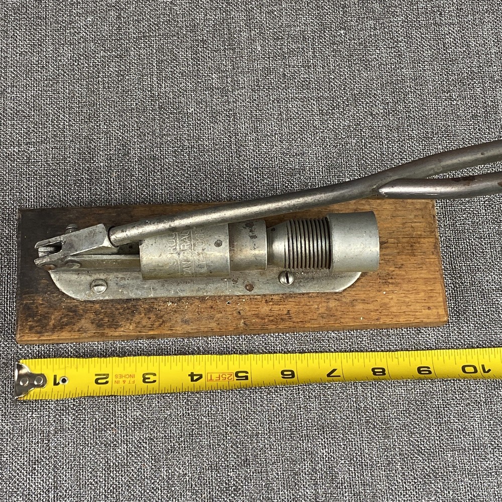 Vintage Reed's Rocket Nut Cracker Little Rock AR Pecans Walnuts