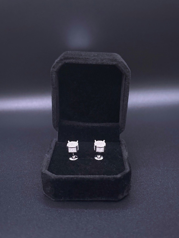 GRA Moissanite 925 Sterling Silver Stud Earrings Men Round GRA Certified