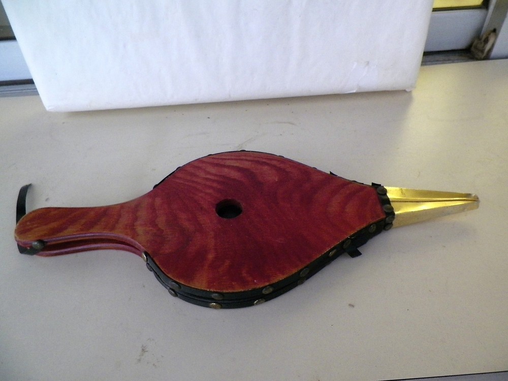 VNTG BRASS TIP 16.5'' BELLOWS