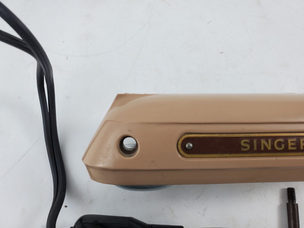Singer 404 Sewing Machine Light Cover, Light Unit, Socket, Bulb Screws