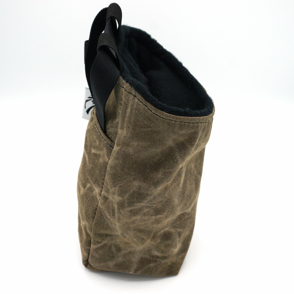 Riser Waxed-Canvas Chalk Bag