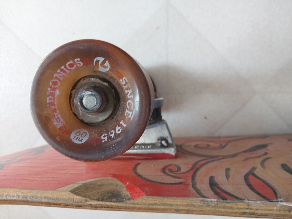 Kryptonics Skateboard Complete With Kryptonics Wheels 30"×8"