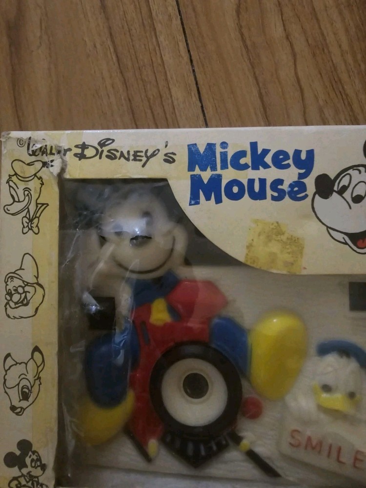 Vintage Disney Mickey Mouse Flash Camera Instant Load In Box