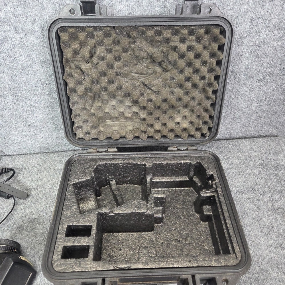 FLIR E Series ThermaVision Scout Infrared Camera with case READ DESCRIPTION