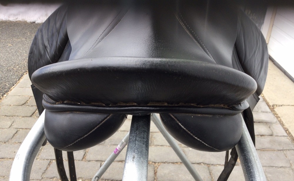 Mystic 16” Dressage Saddle