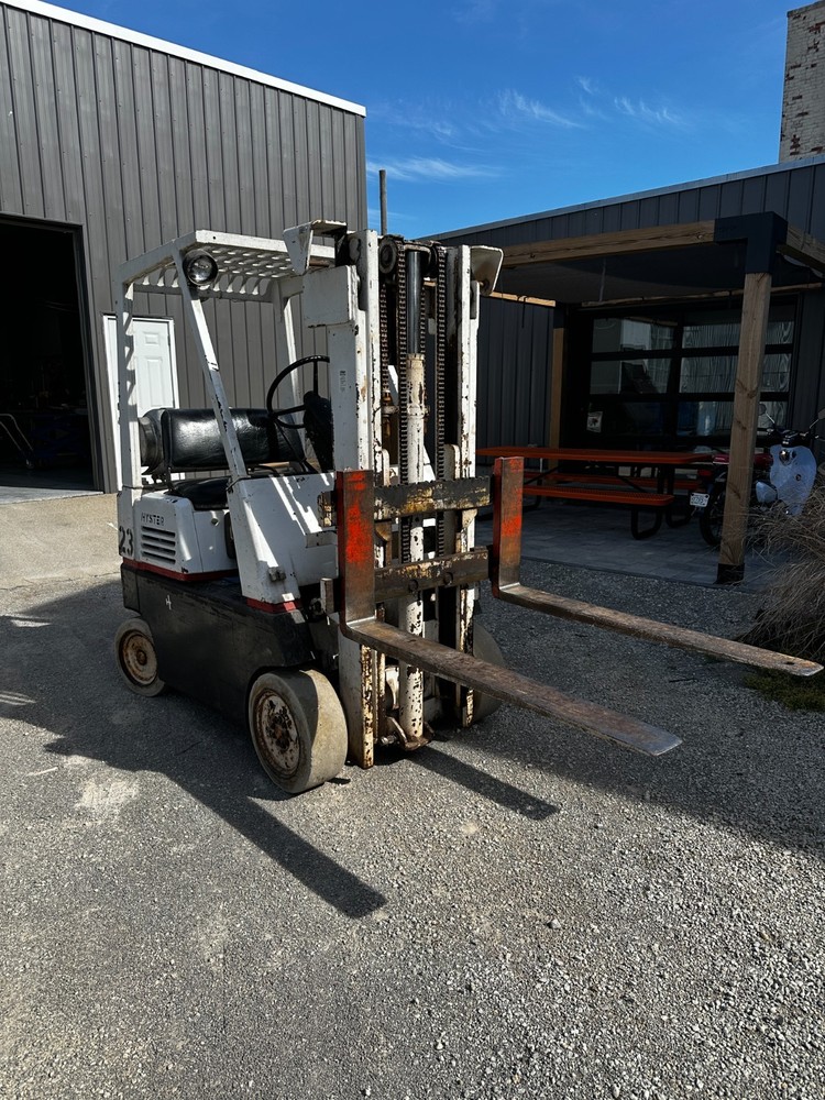 Hyster S30E Forklift