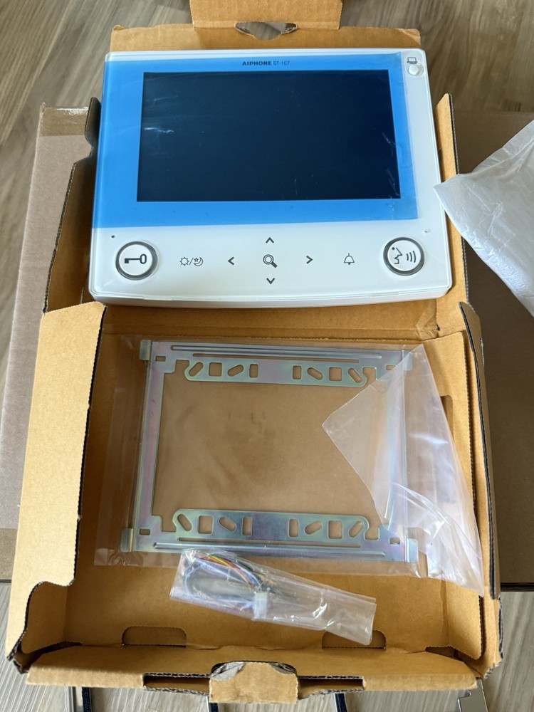 Aiphone GT-1C7 LCD Monitor