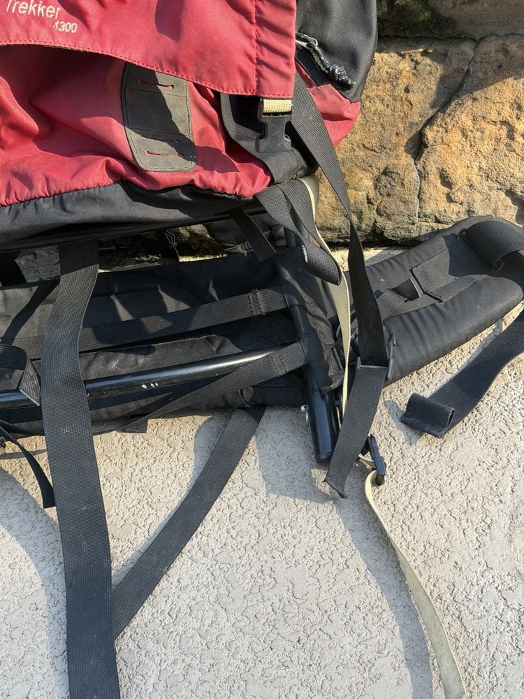 Kelty Trekker 4300 External Frame Hiking Backpack Red Black