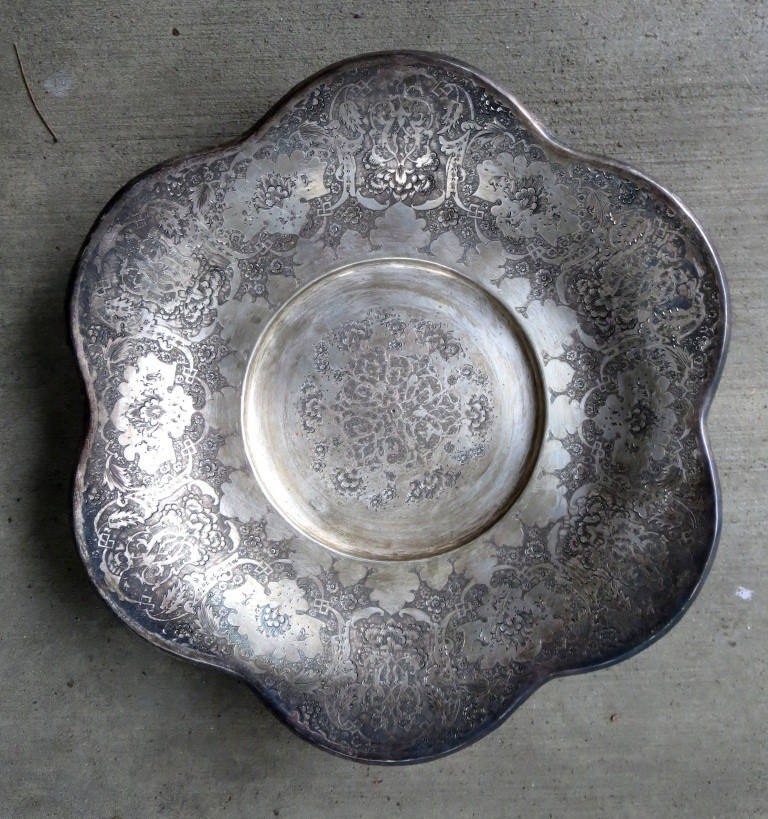 LARGE ANTIQUE PERSIAN 875 SOLID SILVER HAND ENGRAVED PLATTER