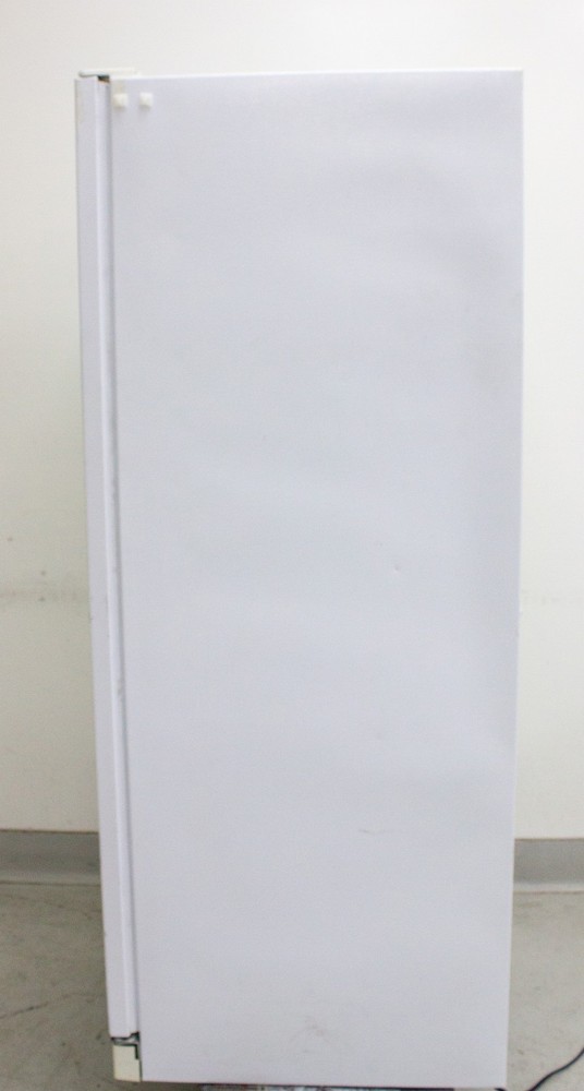 Kenmore 253.9261110 Upright Freezer for Efficient Space-Saving Stor (3370914)