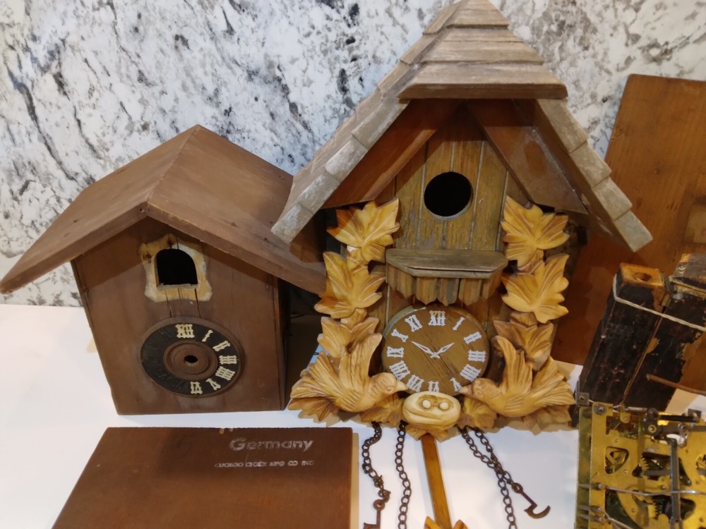 VINTAGE BLACK FOREST CUCKOO CLOCK PARTS LOT