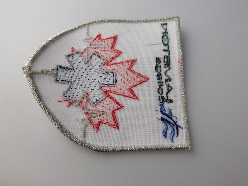 LAMBTON COLLEGE EMS FIRE RESCUE EMERGENGENCY TRAINING VINTAGE PATCH SCHOOL