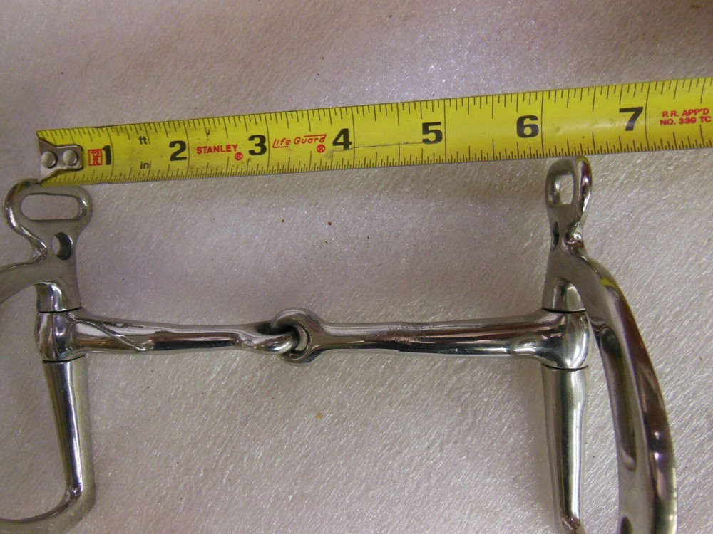 6" SNAFFLE BIT with D-Ring - NEW w/o Tag