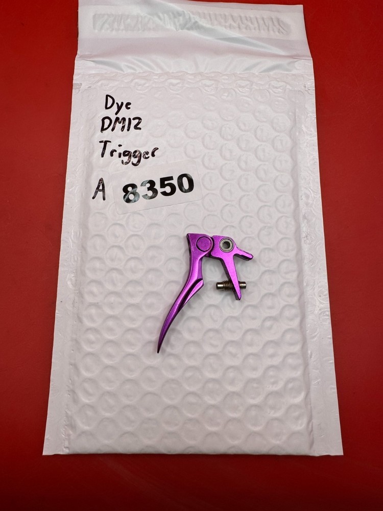 Dye DM12 Trigger