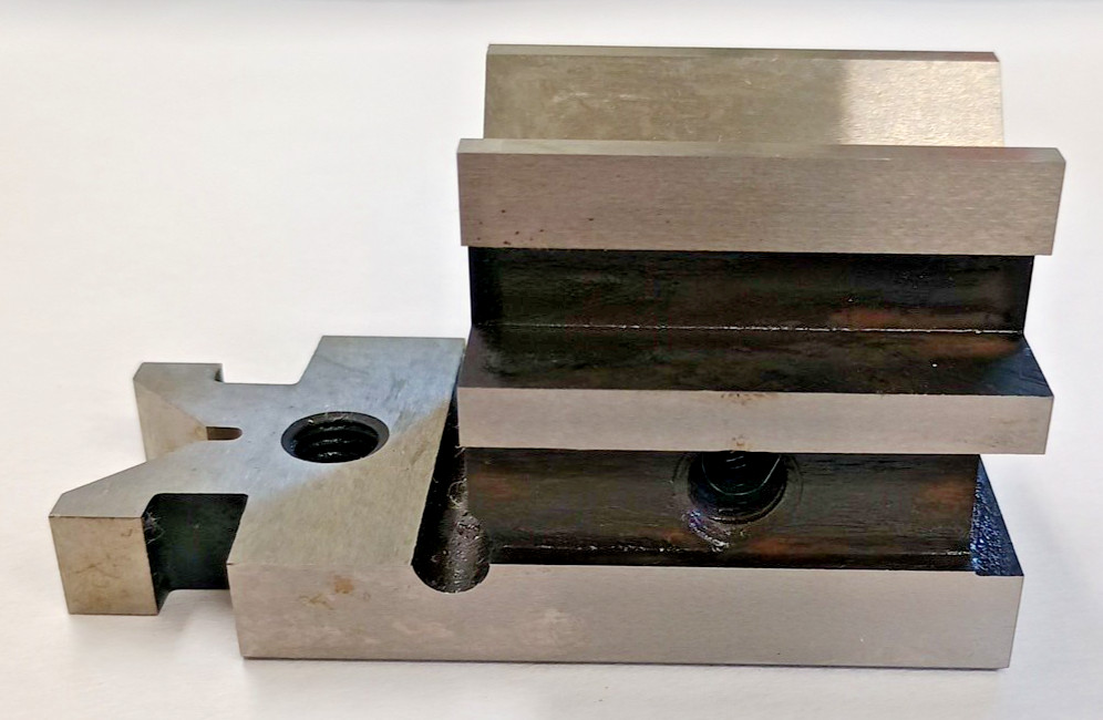 VB/S-48 V Block-No Clamp