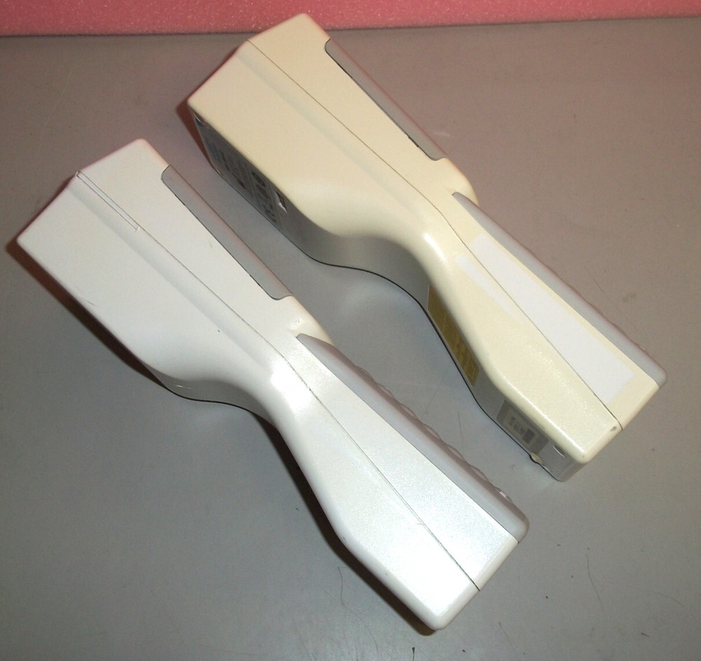 (2) 2x Abbott i-STAT 1 300-G Wireless Hematology Handheld Analyzer Update Needed