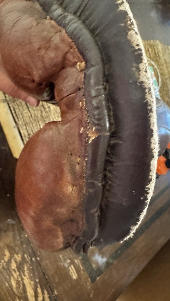 Vintage Saddle close-contact saddle Unknown Maker See Pics