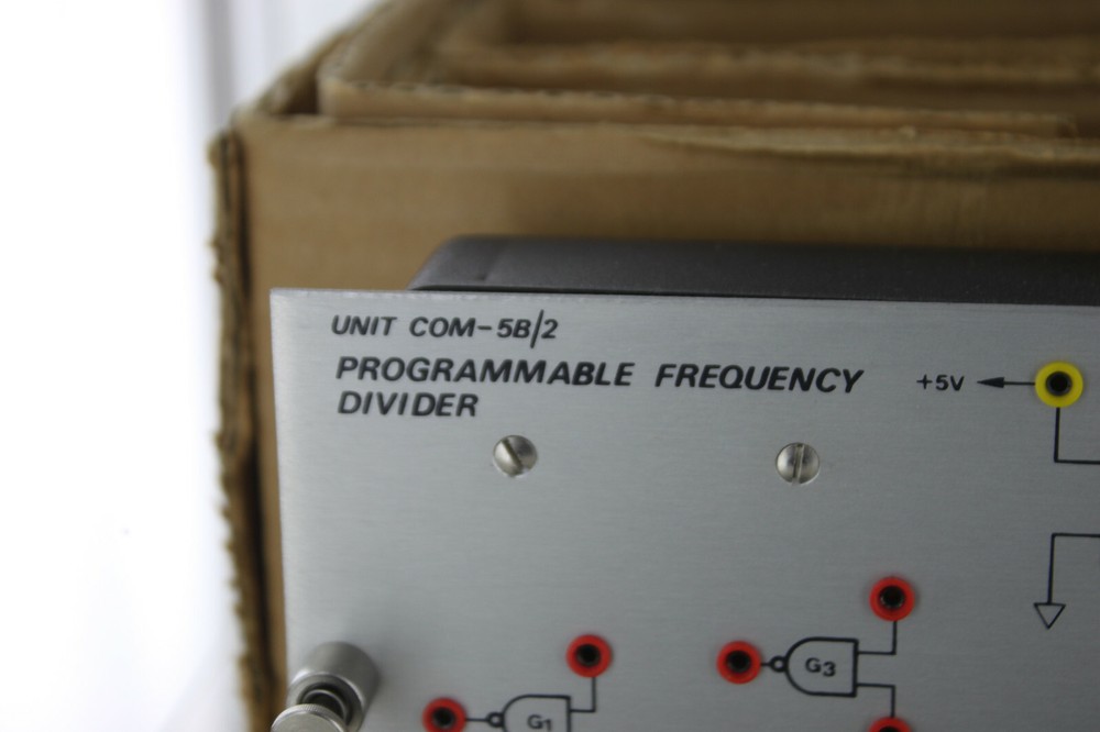 DEGEM SYSTEMS UNITCOM 5B CRYSTAL OSCILLATORS DIVIDER CONTROL CIRCUITS