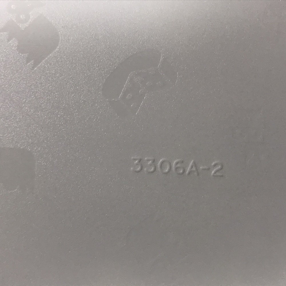 TUPPERWARE 3306A-2 White Cheese & Cracker Serving Tray