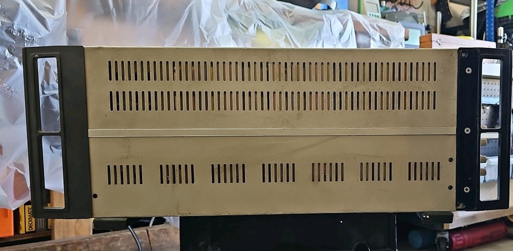 Fluke 5440B Direct Volts Calibrator