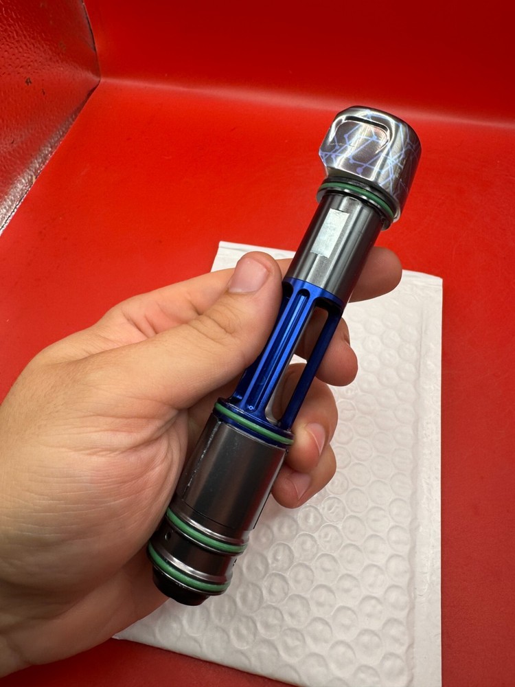 Dye DLS Bolt/Engine
