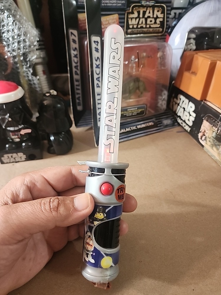 Star Wars M&Ms Light Up Light Saber Candy Dispenser (Red)