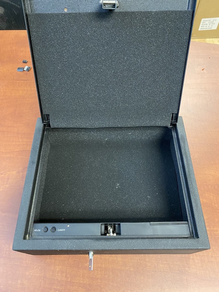 GunVault DrawerVault GV3000 gun safe, uses key or programable key pad for access