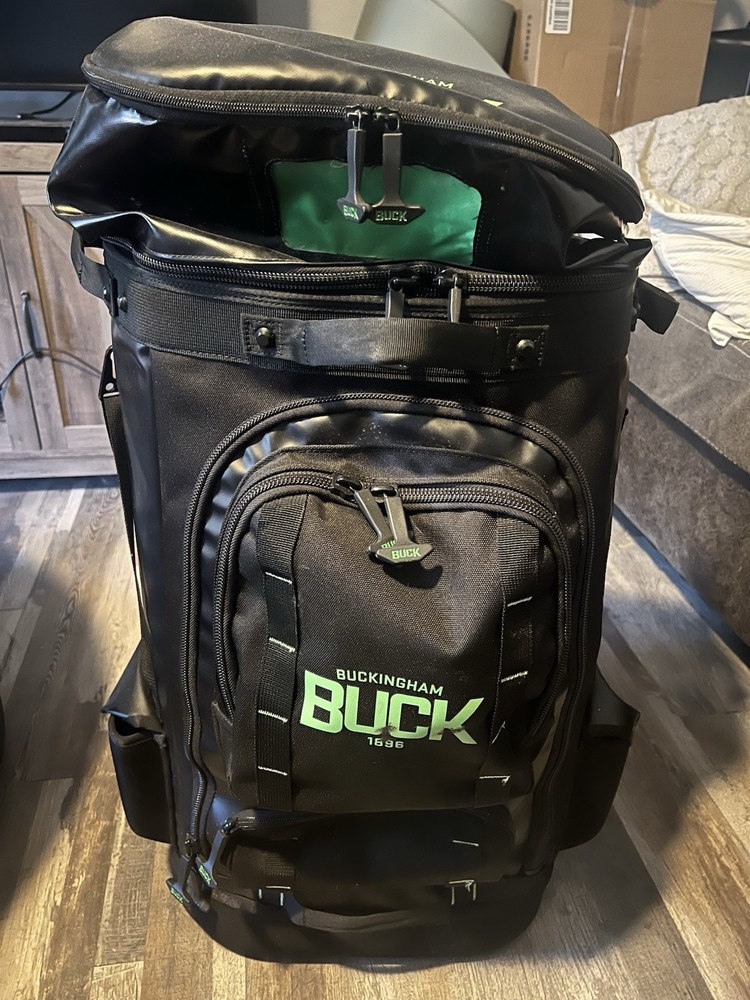 Lineman climbing gear Buckingham