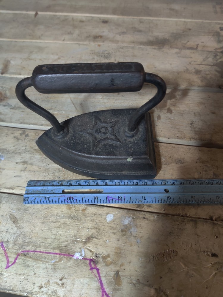 Antique Cast Iron Hand Iron - Star Image