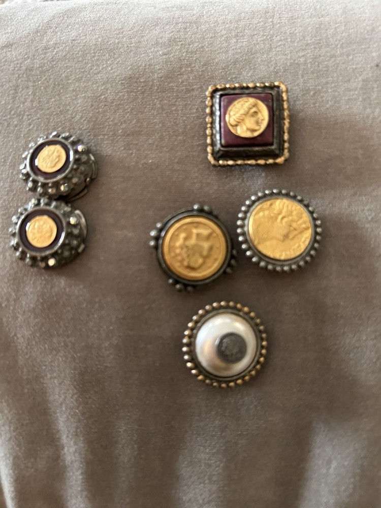 Vintage Set Of 6 Button Covers Various Patterns And Sizes