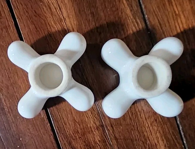 Porcelain HOT/ COLD Cross Bath/Sink Knobs Faucet Handle White Plumbing Replace