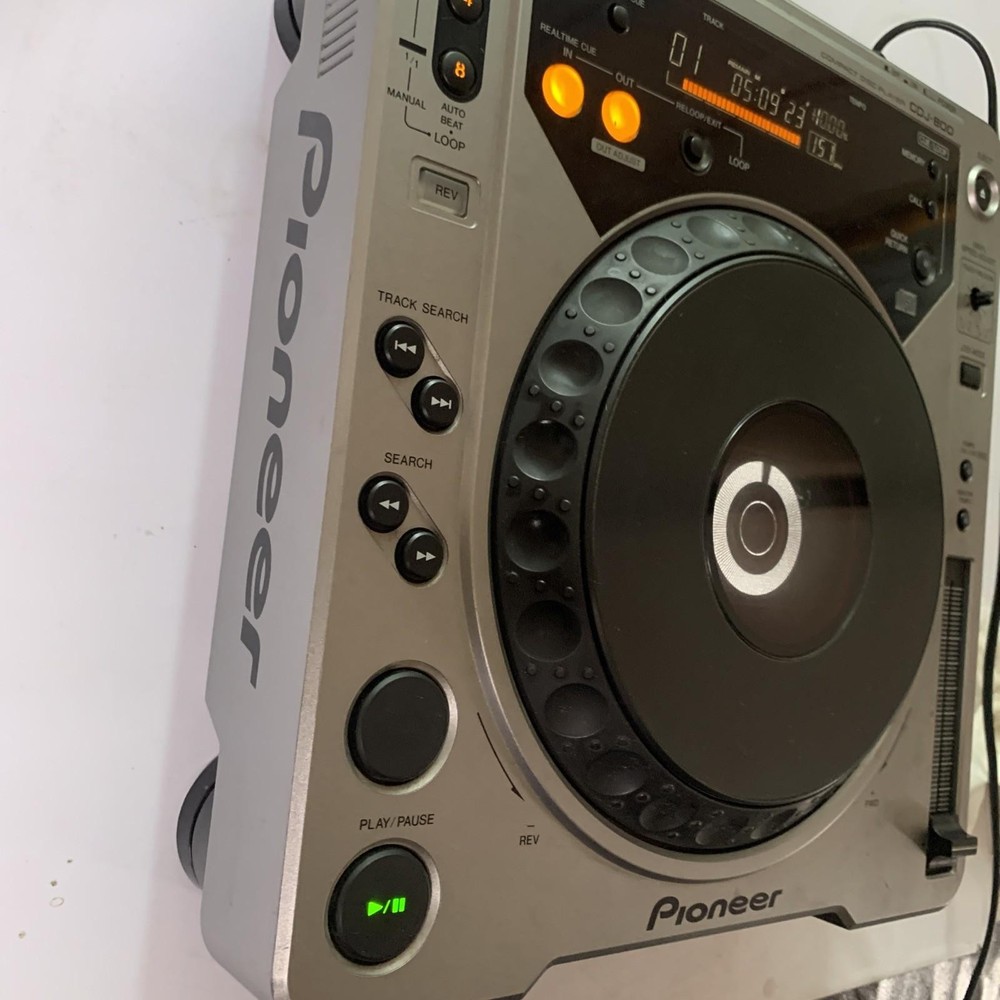 Pioneer CDJ-800 CD Disc Player Digital Turntable