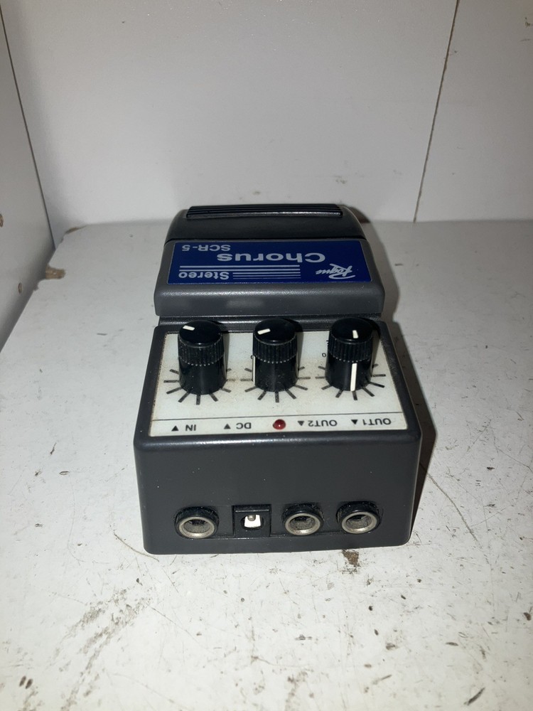 Rogue SCR-5 Chorus Pedal