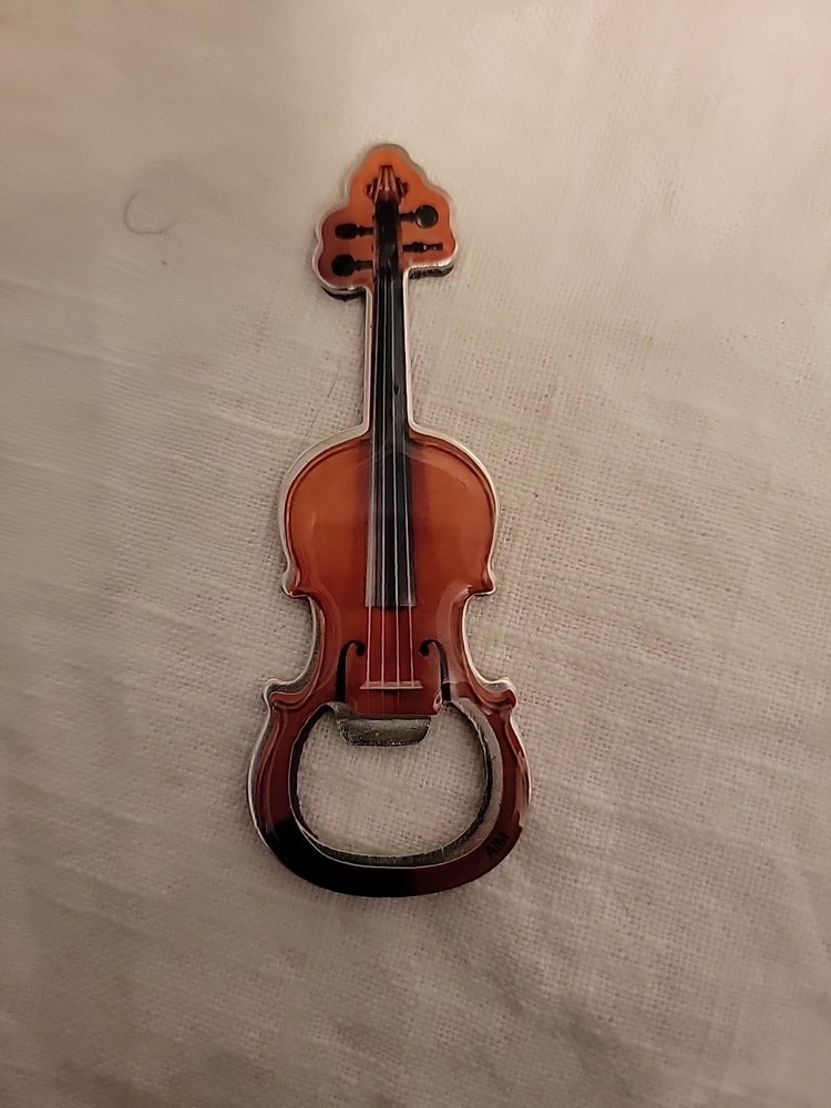 VIOLIN  BOTTLE OPENER-MAGNETIC