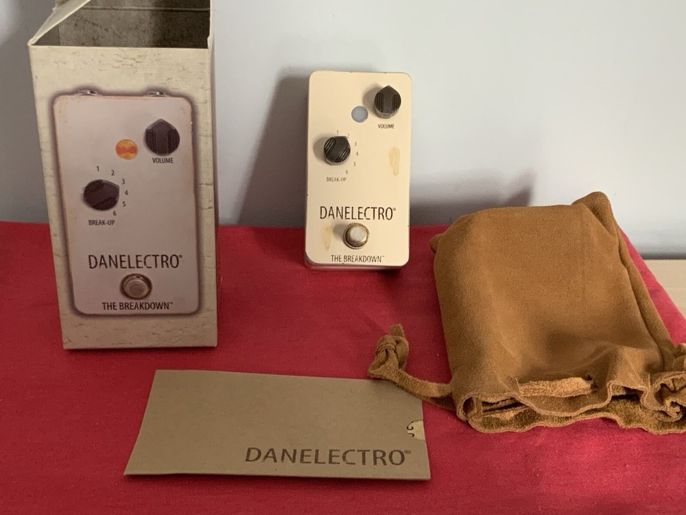 Danelectro The Breakdown