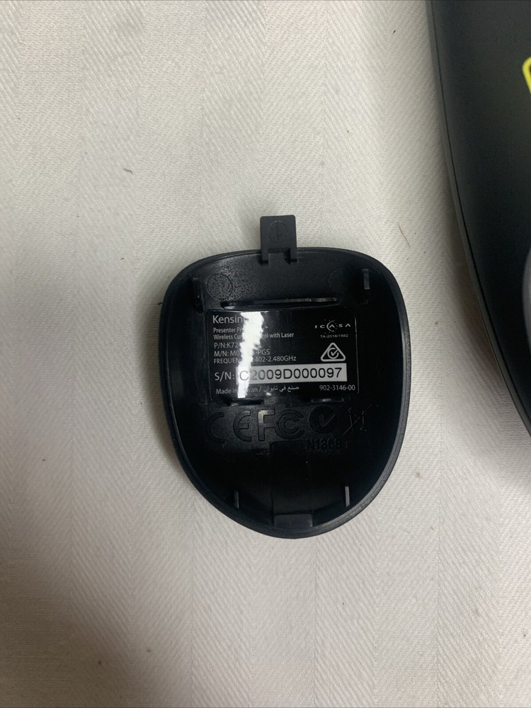 Kensington Expert Wireless Presenter with Green Laser Pointer and Cursor Control