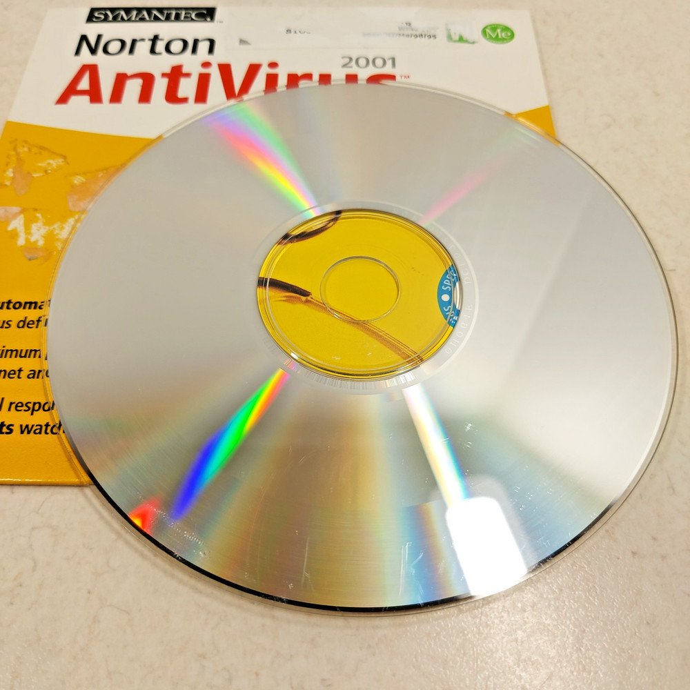 Norton AntiVirus 2001 CD Rom Windows Symantec