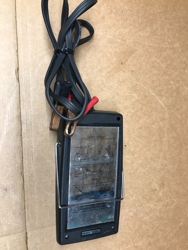 Montgomery Ward 61-82072 Microprocessor Digital Engine Systems Analyzer