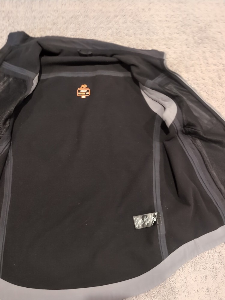 First Lite Catalyst Vest Medium Ash Grey Nice Condition Free Shipping