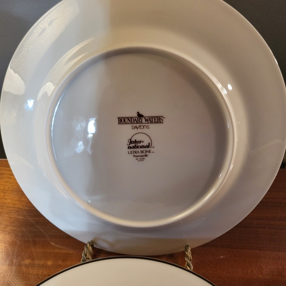 5 pc International Ultra Bone Thomasville Place Setting