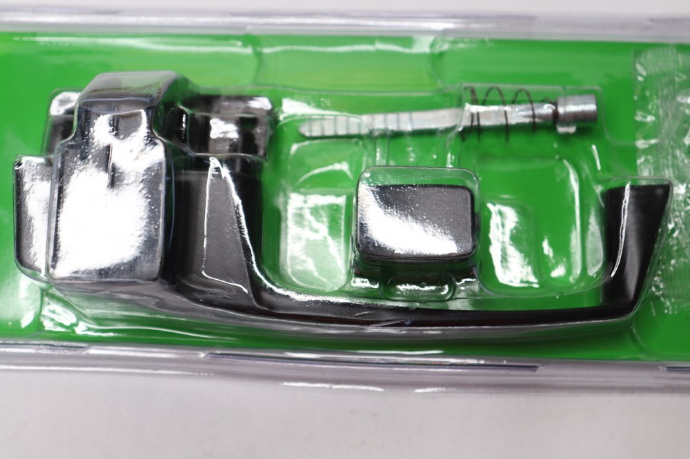 Hillman Pushbutton Latch Black 852061