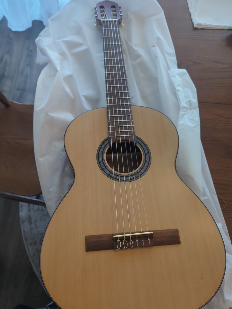 GEWA Student 4/4-Size Classical Guitar – Natural Spruce Top​